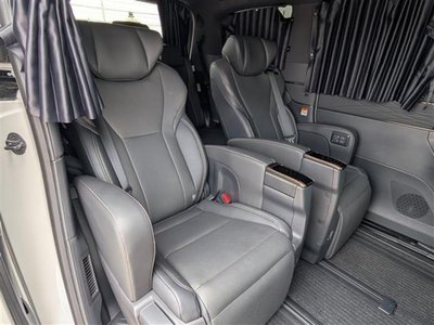 صورة 8 لـ 2023 Toyota ALPHARD