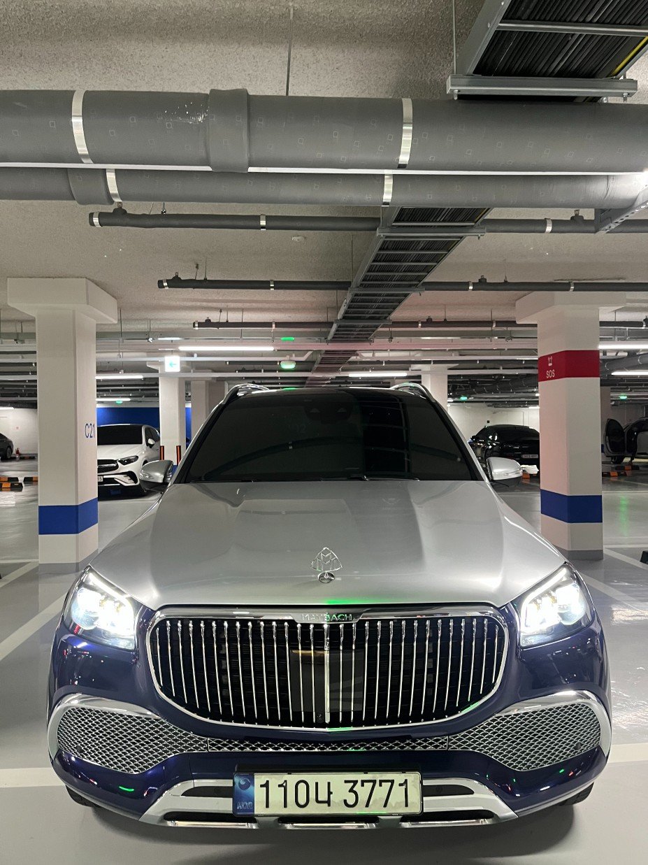 MERCEDES-BENZ GLS - View 1