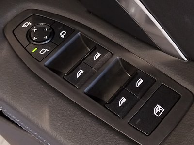 2025 BMW X1 — миниатюра 43