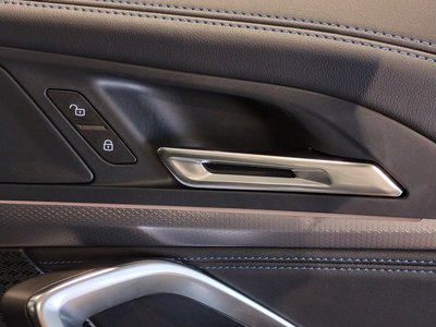 2025 BMW X1 — миниатюра 42