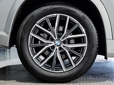 2025 BMW X1 — миниатюра 21