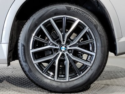 2025 BMW X1 — миниатюра 22