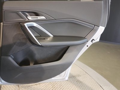 2025 BMW X1 — миниатюра 40