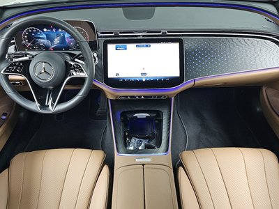 MERCEDES-BENZ E-CLASS - 5