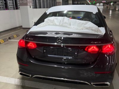 MERCEDES-BENZ E-CLASS - 4