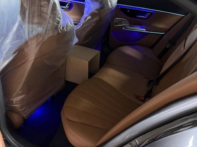 MERCEDES-BENZ E-CLASS - 8