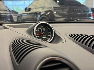 صورة مصغرة 9 لـ 2024 Porsche 718