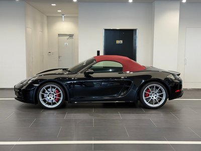صورة مصغرة 3 لـ 2024 Porsche 718