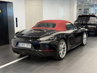 صورة مصغرة 6 لـ 2024 Porsche 718