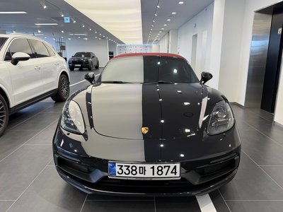 صورة مصغرة 2 لـ 2024 Porsche 718