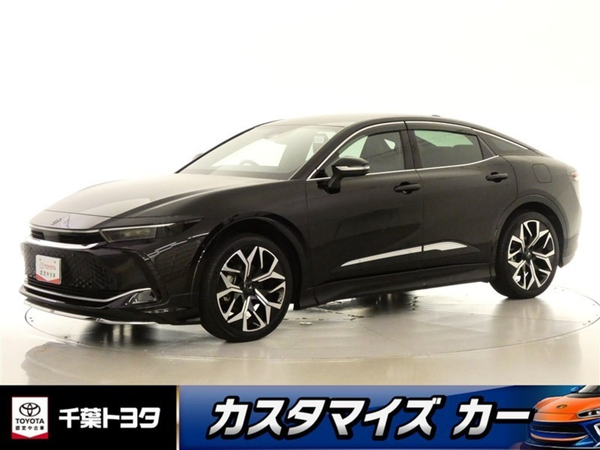 TOYOTA CROWN CROSSOVER - View 1