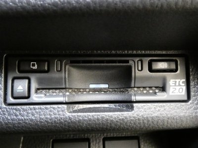 TOYOTA CROWN CROSSOVER - 10