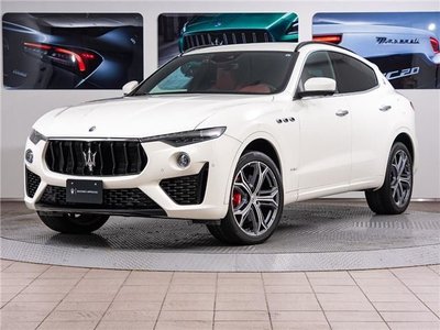 2021 Maserati LEVANTE — фото 1