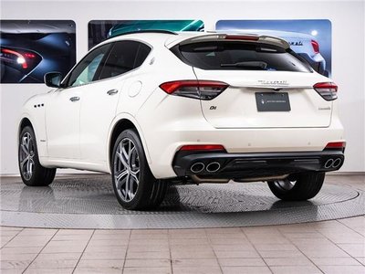 2021 Maserati LEVANTE — фото 2
