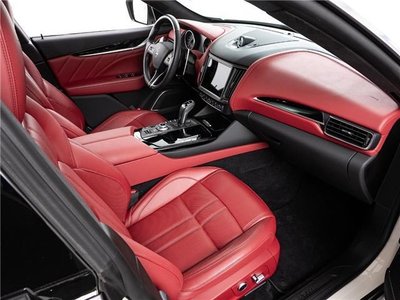 2021 Maserati LEVANTE — фото 3
