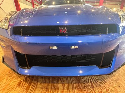 NISSAN GT-R - 2