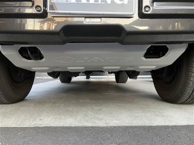 TOYOTA LAND CRUISER 70 - 7