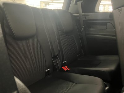 MERCEDES-BENZ GLB - 10