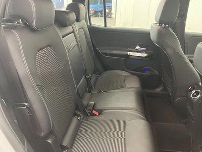 MERCEDES-BENZ GLB - 9