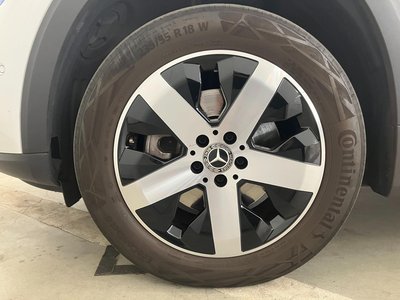 MERCEDES-BENZ GLB - 6