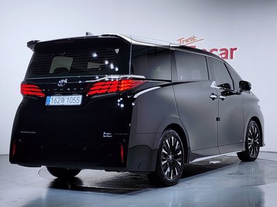2024 Toyota ALPHARD — фото 3