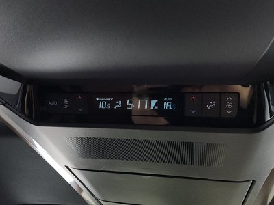 2024 Toyota ALPHARD — миниатюра 36