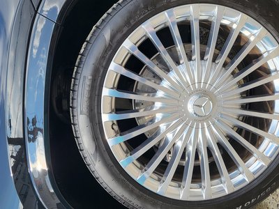 MERCEDES-BENZ GLS - 6