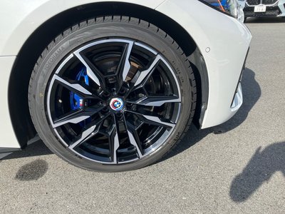 صورة 10 لـ 2023 BMW I4