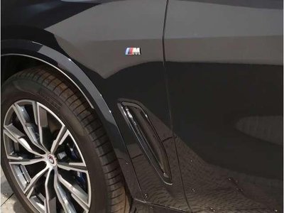 صورة 8 لـ 2023 BMW X5