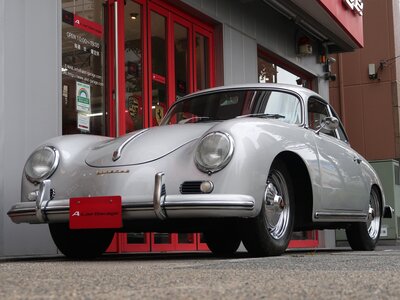 PORSCHE 356