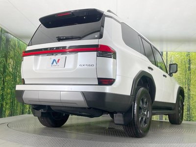 2025 Lexus GX — миниатюра 17