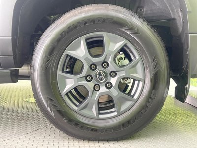 2025 Lexus GX — миниатюра 33