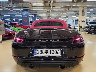 صورة 3 لـ 2024 Porsche 718