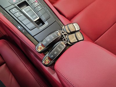 صورة مصغرة 16 لـ 2024 Porsche 718