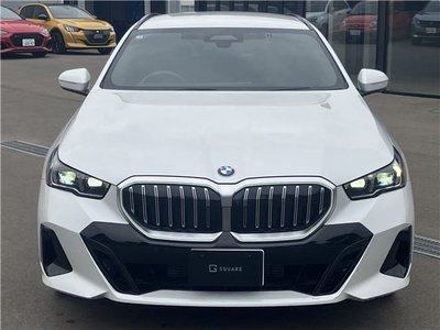 صورة 6 لـ 2025 BMW 5 SERIES