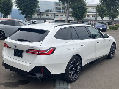 صورة 5 لـ 2025 BMW 5 SERIES