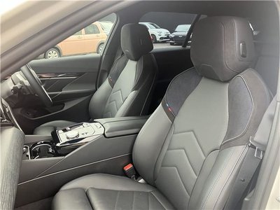 صورة مصغرة 17 لـ 2025 BMW 5 SERIES