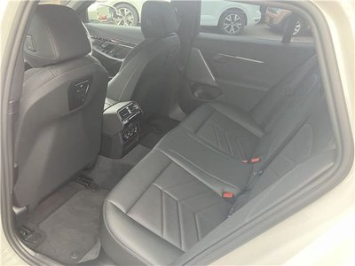 صورة مصغرة 23 لـ 2025 BMW 5 SERIES
