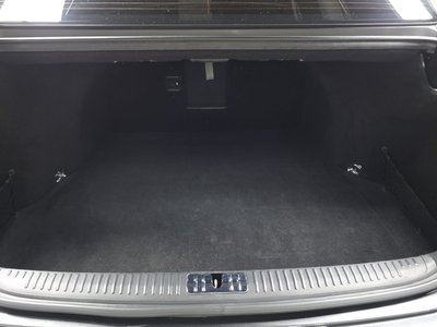 صورة مصغرة 24 لـ 2021 Genesis G90