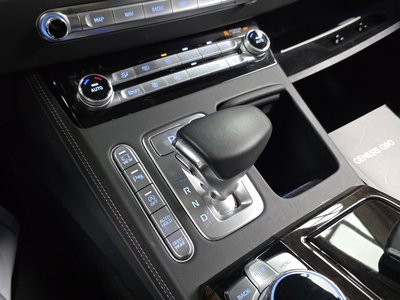 صورة مصغرة 12 لـ 2021 Genesis G90