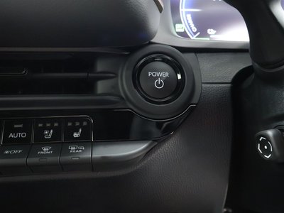 2025 Toyota CROWN SPORT 缩略图 17