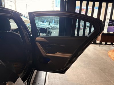 2024 BMW 5 SERIES 缩略图 23