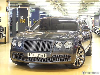 BENTLEY FLYING SPUR - 2