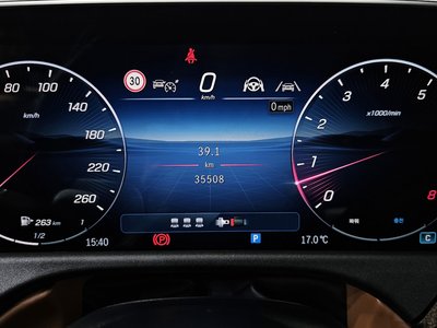 MERCEDES-BENZ E-CLASS - 8