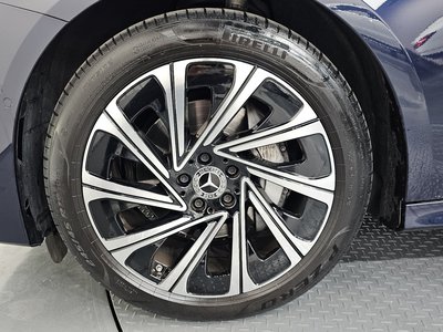 MERCEDES-BENZ E-CLASS - 6