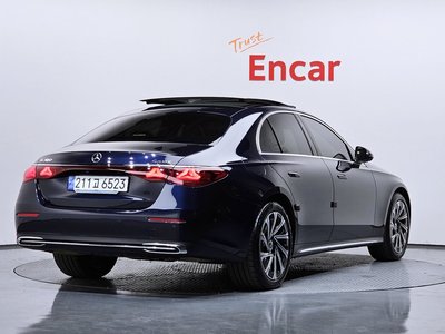 MERCEDES-BENZ E-CLASS - 4