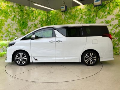 TOYOTA ALPHARD - 2