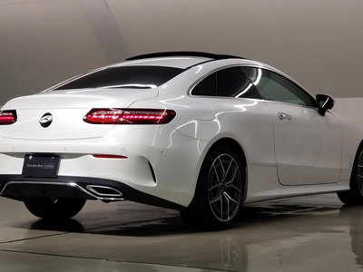 MERCEDES-BENZ E-CLASS - 8