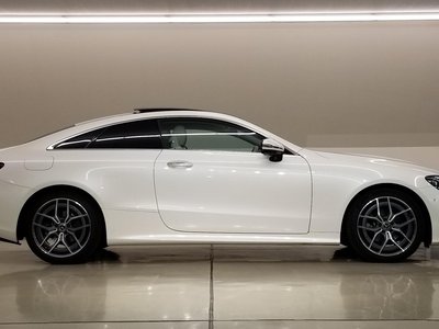 MERCEDES-BENZ E-CLASS - 7