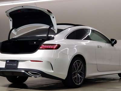 MERCEDES-BENZ E-CLASS - 10